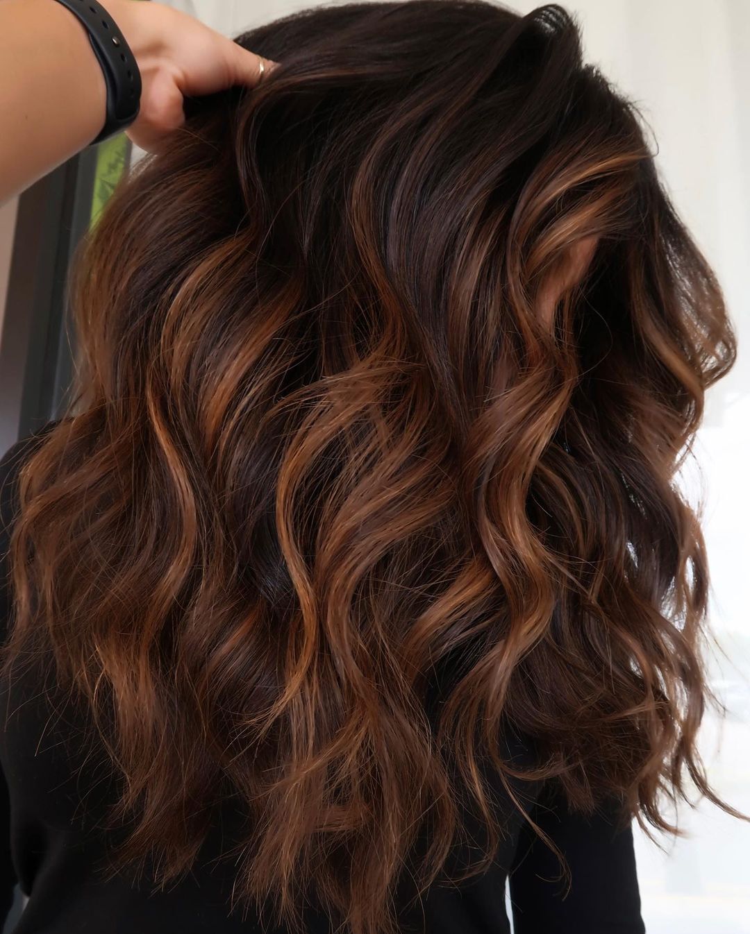 Espresso Brown Hair with Caramel Highlights