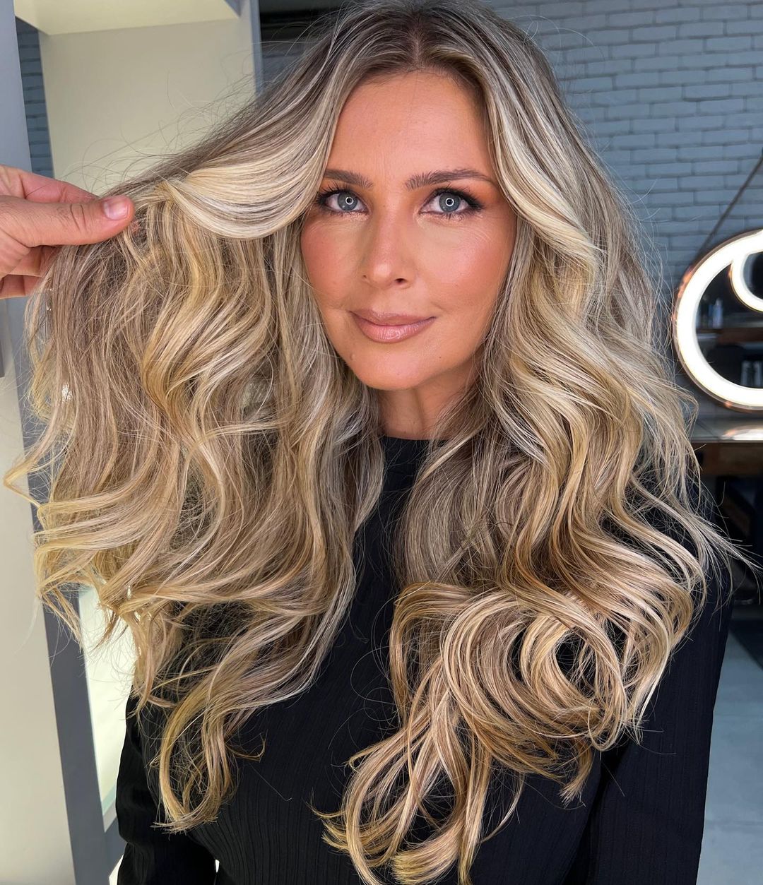 Over 40 Refreshing Blonde Highlights